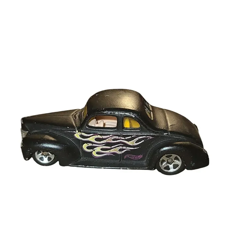 HOT WHEELS FLAMING Black 1940 FORD COUPE BY MATTEL 1:64 DIECAST 2001 MALAYSIA